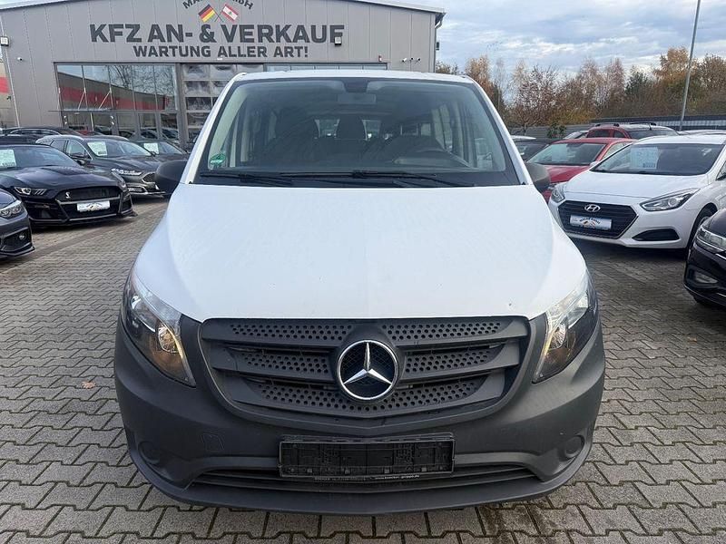 Weiß Gebraucht 2018 Mercedes Vito Kombi | 14.499 € (Guter Preis) - Bild 1/4