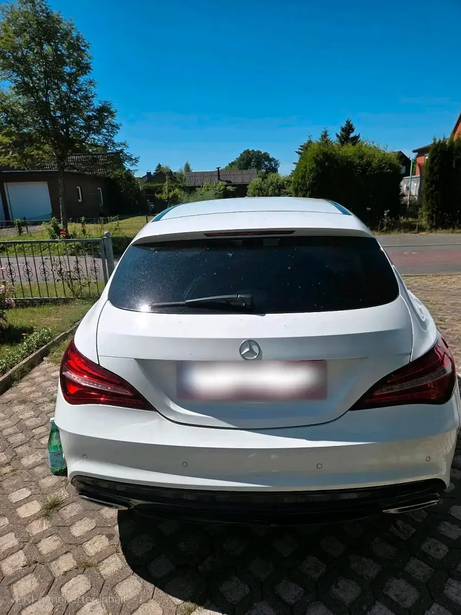 Gebraucht Mercedes CLA200 AMG line 136 PS (100 kW) 2018 Weiß Coupé