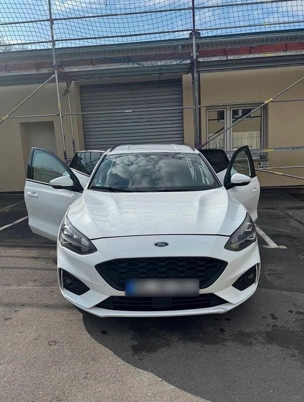 Gebraucht Ford Focus ST-Line 150 PS (110 kW) 2019 Weiß Kombi