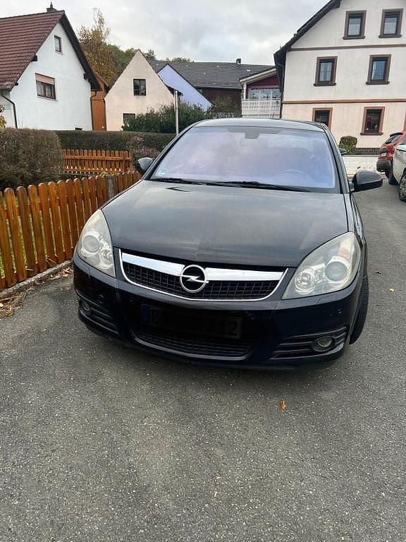 Schwarz Gebraucht 2006 Opel Vectra Cosmo Limousine | 999 € (Superpreis) - Bild 1/4