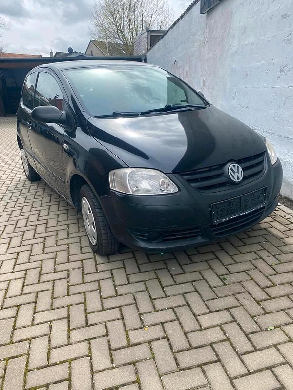 Second-hand VW Fox 55 CP (40 kW) 2007 Negru Hatchback