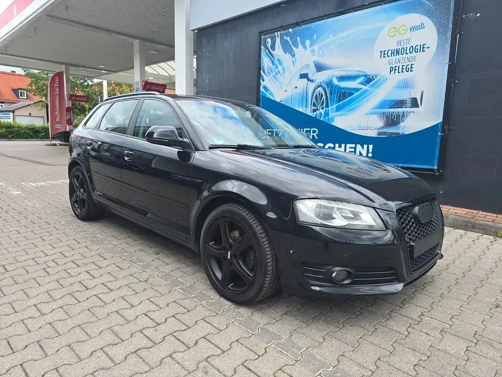 Używany Audi A3 Ambiente 140 KM (102 kW) 2009 Czarny Hatchback