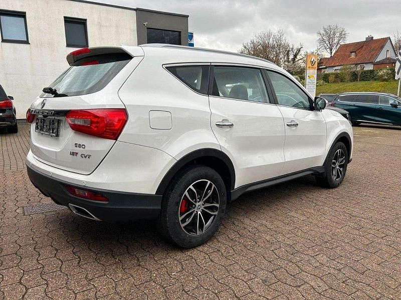 Gebraucht DFSK Fengon 145 PS (106 kW) 2025 Weiß SUV