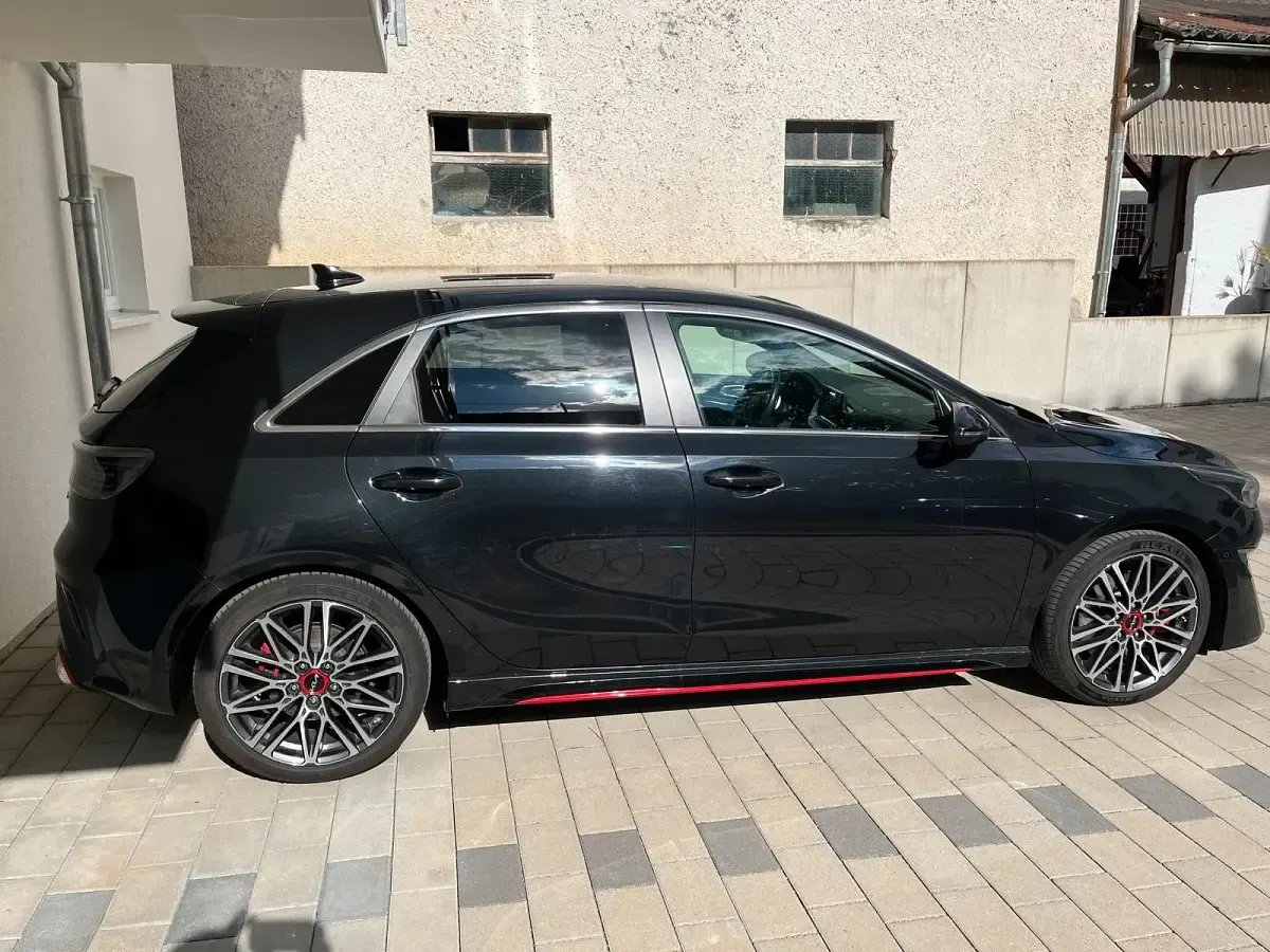 Gebraucht Kia Ceed GT GT 204 PS (150 kW) 2022 Schwarz Limousine