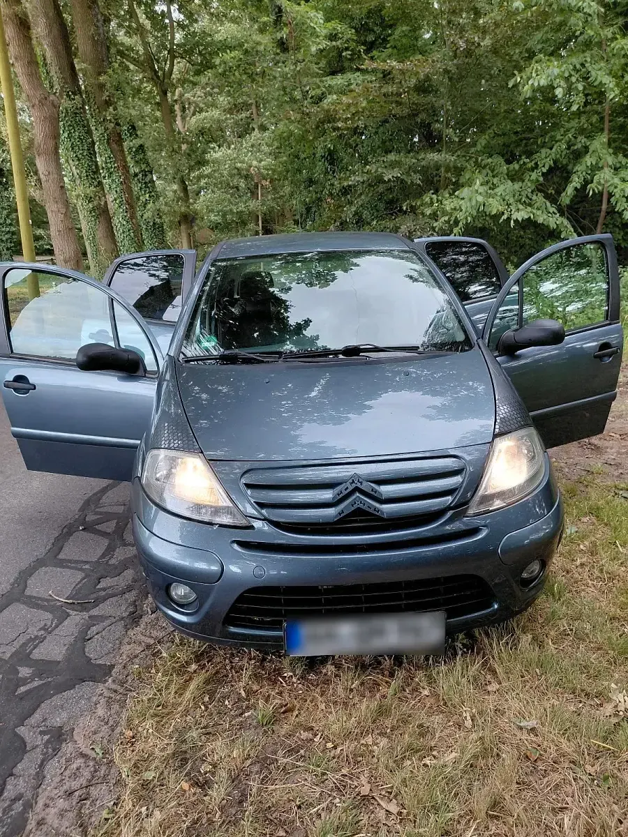 Gebraucht Citroën C3 60 PS (44 kW) 2006 Grau Kleinwagen