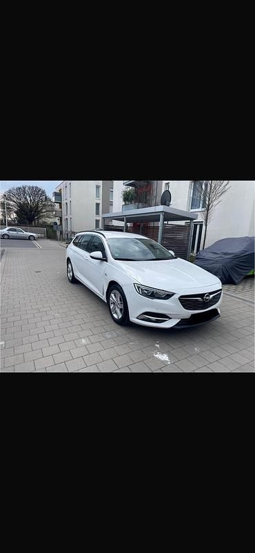 Gebraucht Opel Insignia 170 PS (125 kW) 2018 Weiß Kombi