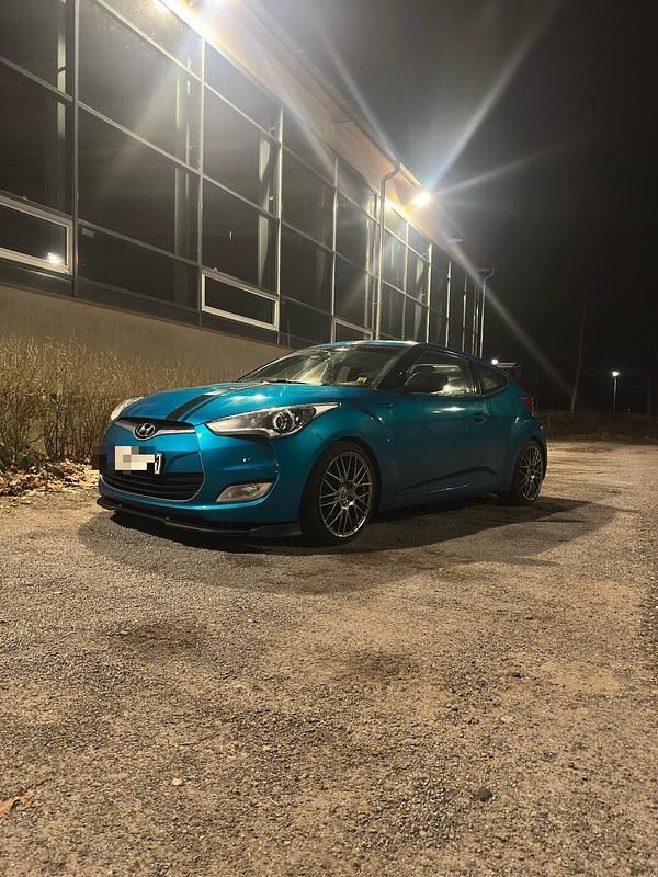 Gebraucht Hyundai Veloster 140 PS (102 kW) 2012 Silber Kleinwagen