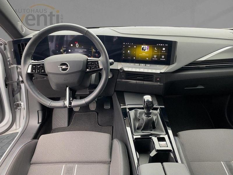 Gebraucht Opel Astra 131 PS (96 kW) 2024 Grau Limousine