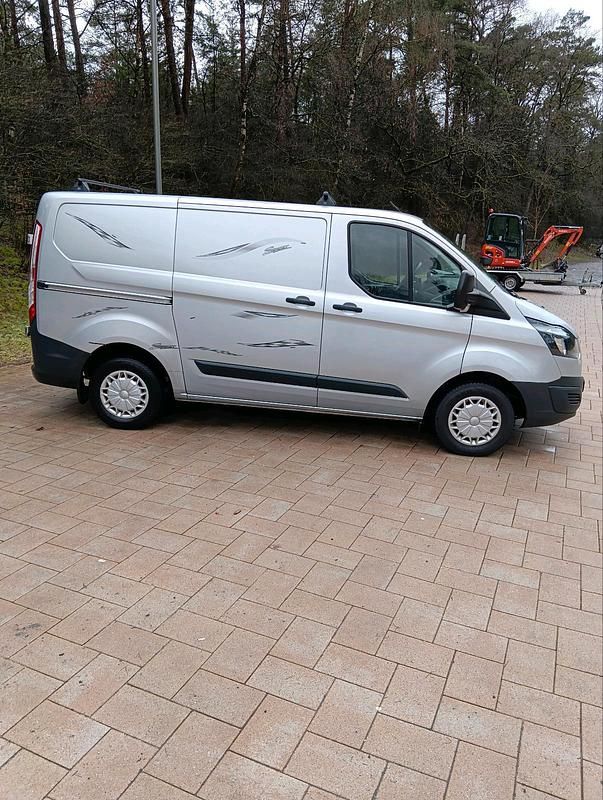 Gebraucht Ford Transit 105 PS (77 kW) 2017 Silber Van / Kleinbus