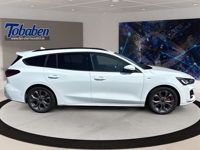 Gebraucht Ford Focus ST 125 PS (91 kW) 2025 Weiß Limousine