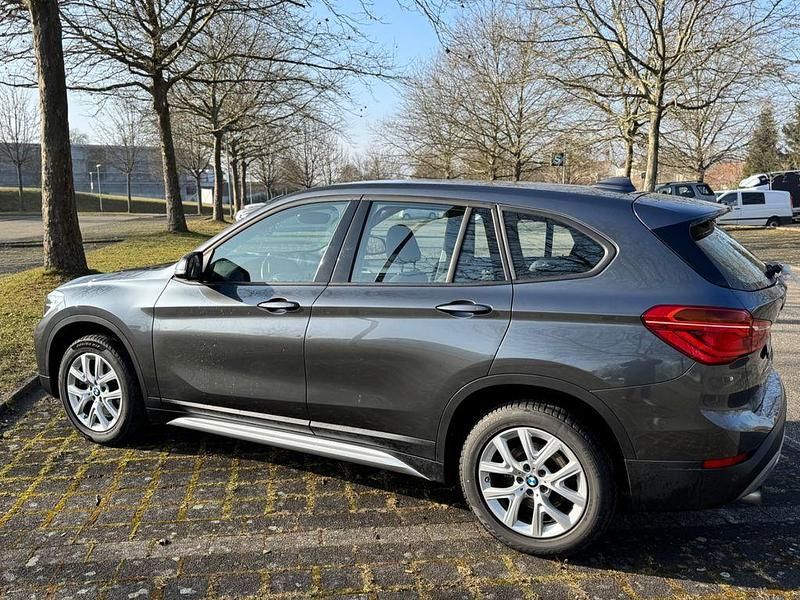 Gebraucht BMW X1 Advantage 192 PS (141 kW) 2016 Grau SUV