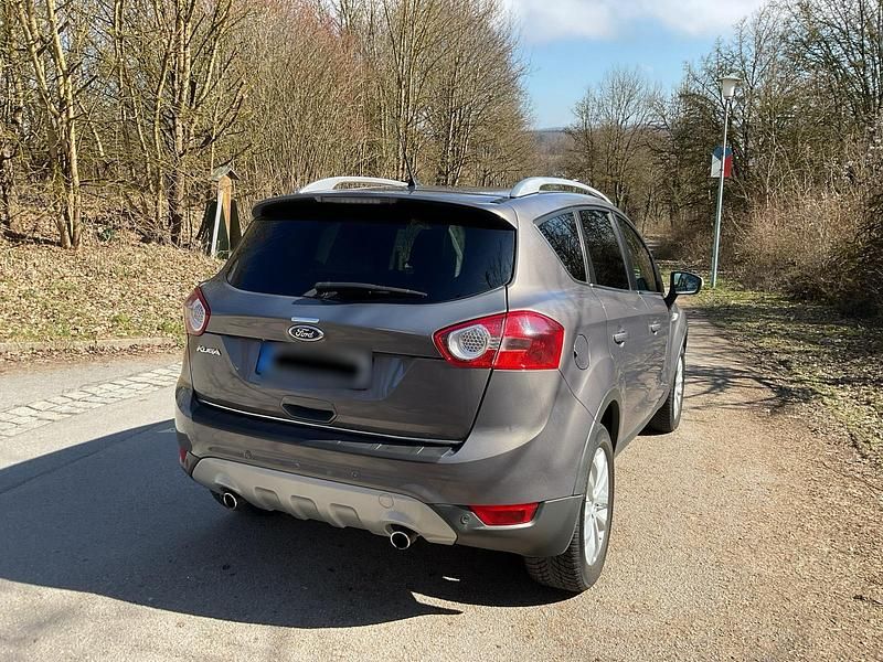 Gebraucht Ford Kuga Titanium 163 PS (119 kW) 2012 Andere farben SUV