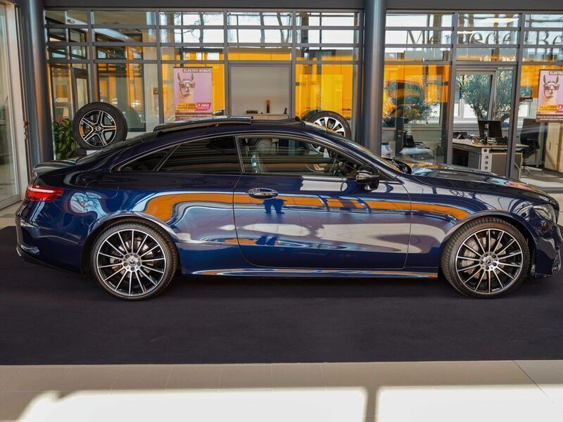 Gebraucht Mercedes E350 AMG line 258 PS (189 kW) 2019 Cavansitblau Coupé