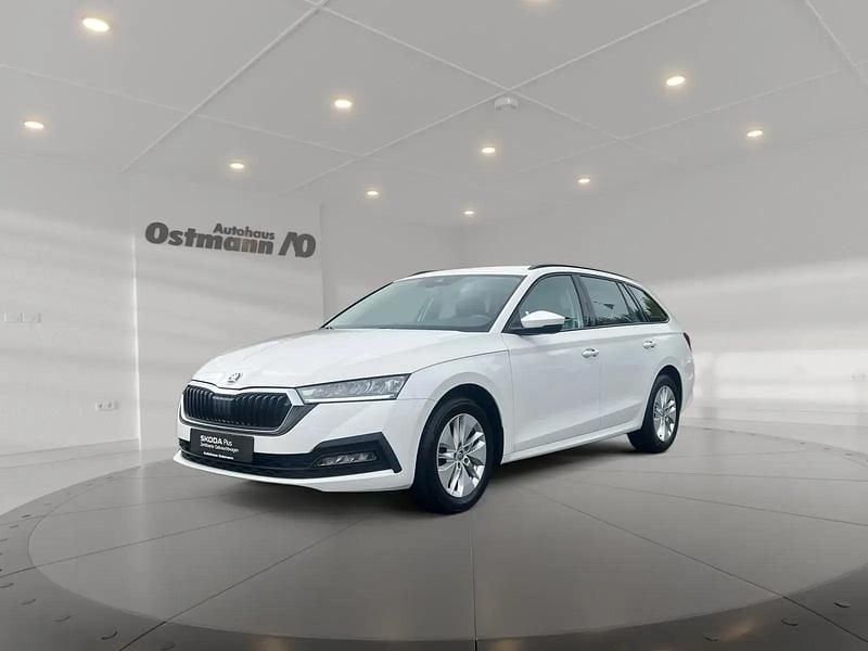 Weiß Gebraucht 2022 Skoda Octavia Ambition Kombi | 22.979 € (Guter Preis) - Bild 1/4
