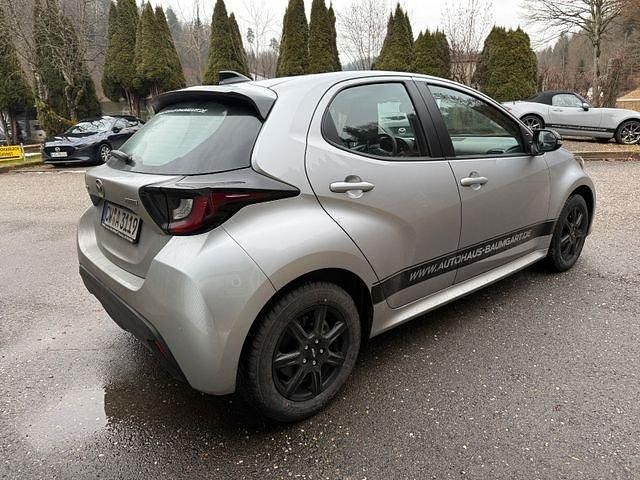 Neu Mazda 2 Exclusive-Line 116 PS (85 kW) 2025 Silber Limousine