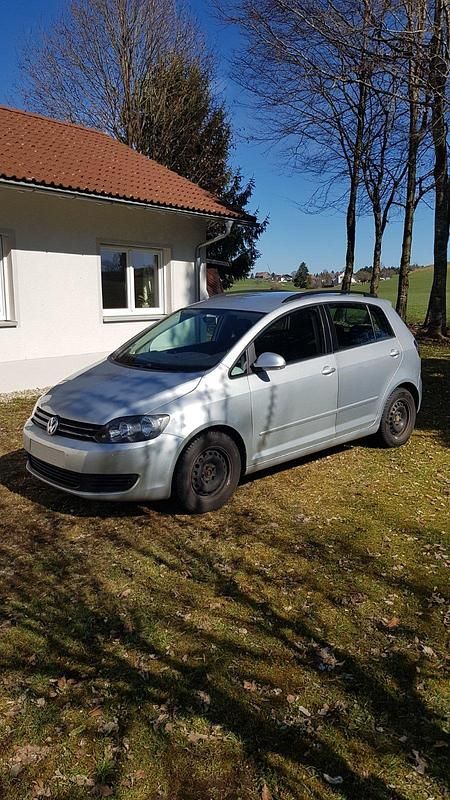 Gebraucht VW Golf VI 105 PS (77 kW) 2010 Silber Kleinwagen