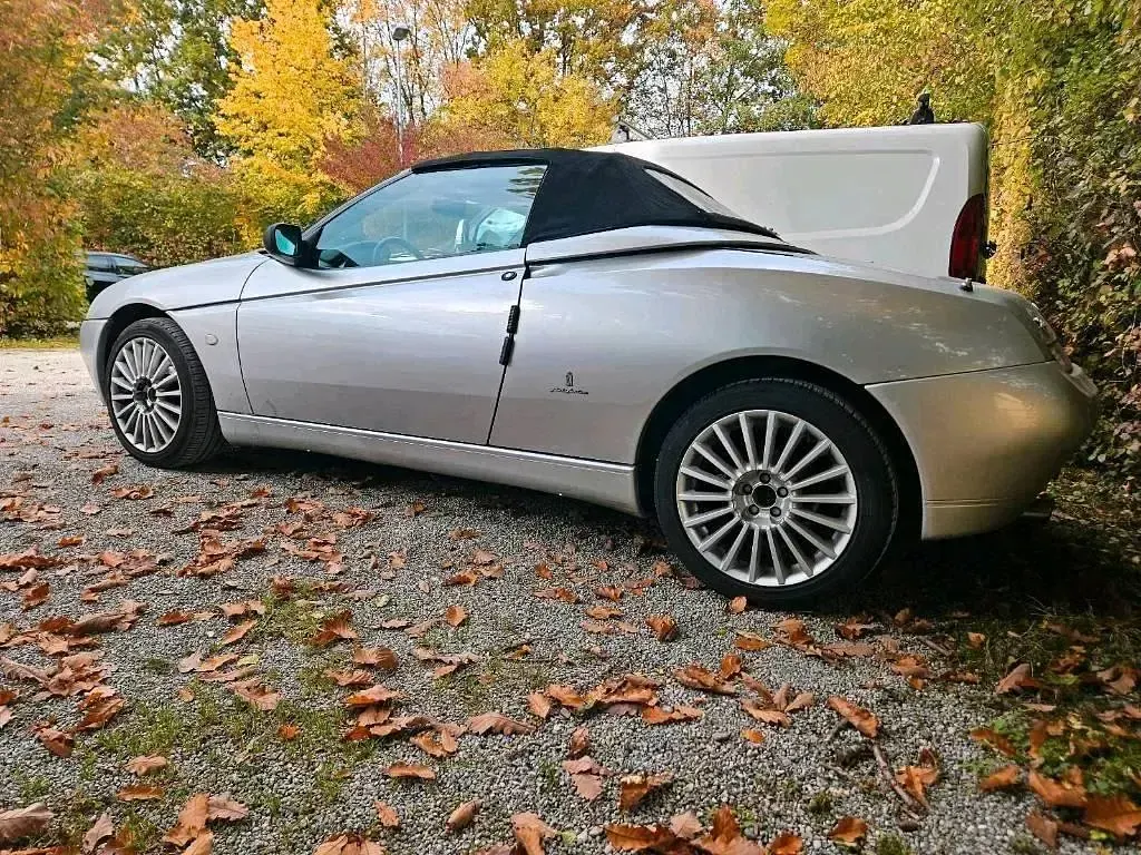 Occasion Alfa Romeo Spider 150 ch (110 kW) 2002 Argent Cabriolet