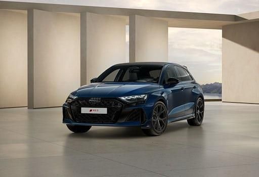 Neu Audi RS3 Comfort 400 PS (294 kW) 2025 Blau Limousine