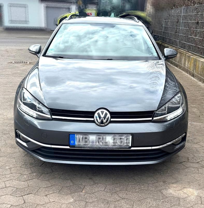 Gebraucht VW Golf VII 150 PS (110 kW) 2019 Grau Kombi