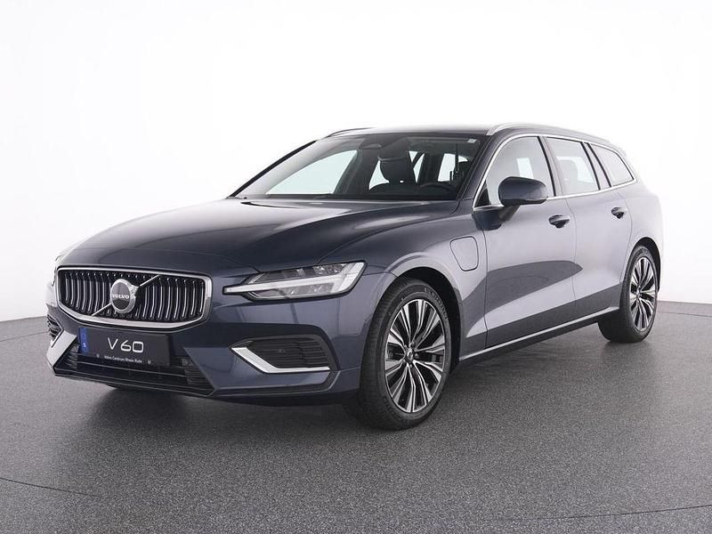 Gebraucht Volvo V60 Plus 456 PS (335 kW) 2025 Denim blue / metallic Kombi