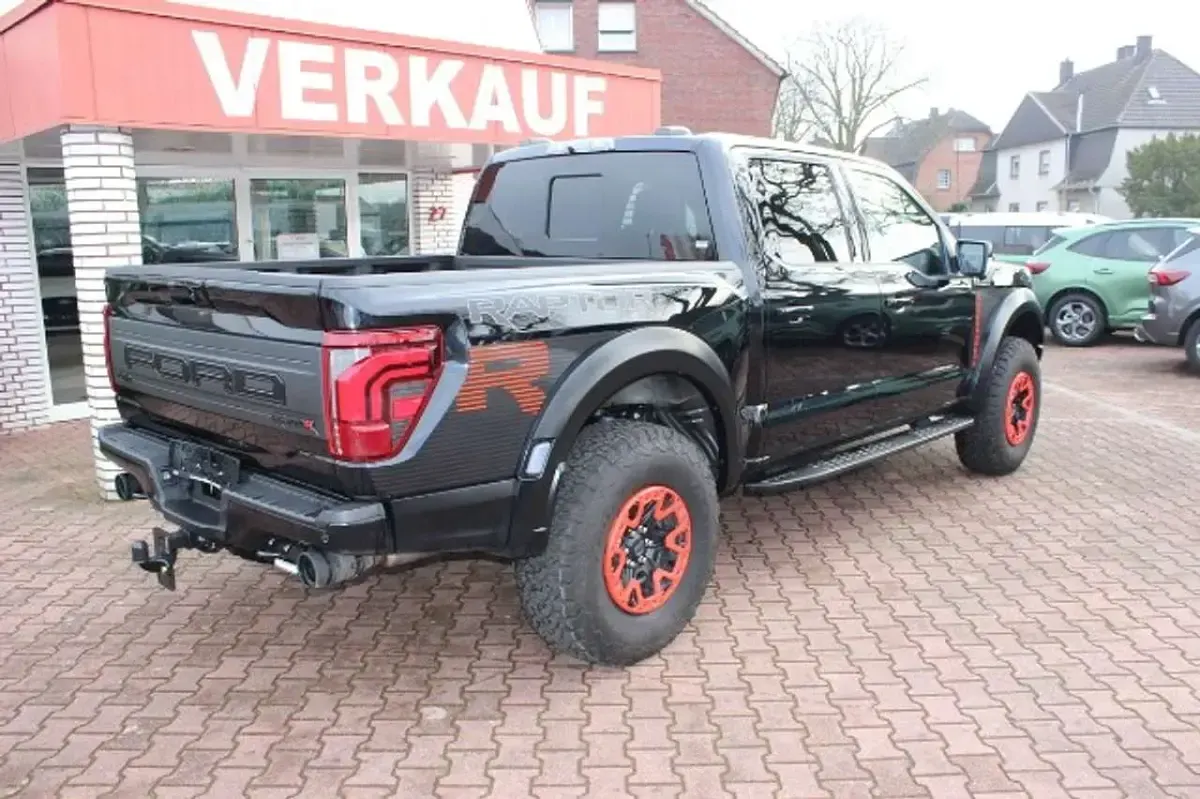 Gebraucht Ford V8 Raptor 730 PS (536 kW) 2025 Schwarz SUV