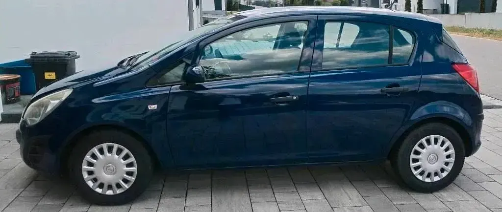 Gebraucht Opel Corsa 101 PS (74 kW) 2011 Blau Kleinwagen