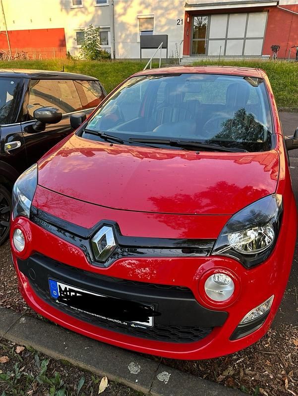 Rot Gebraucht 2014 Renault Twingo Kleinwagen | 3.800 € (Guter Preis) - Bild 1/4