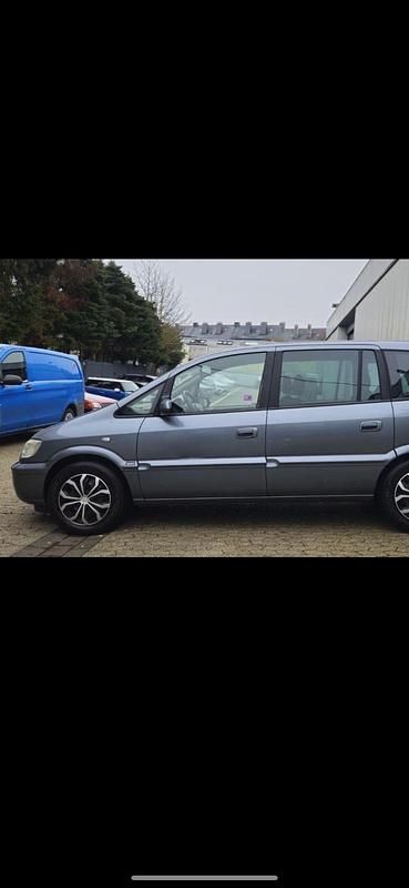 Gebraucht Opel Zafira 125 PS (91 kW) 2004 Grau Van / Kleinbus