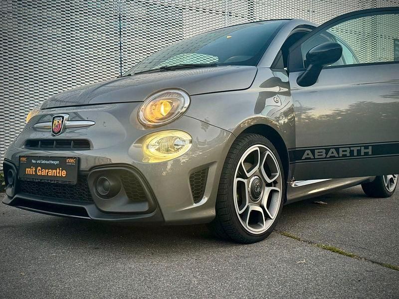Usado Abarth 595C 145 HP (106 kW) 2017 Cinzento Cabrios