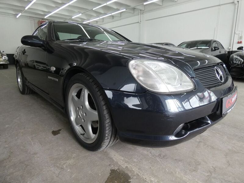 Schwarz Gebraucht 1997 Mercedes SLK230 AMG Cabrio | 12.499 € - Bild 1/4
