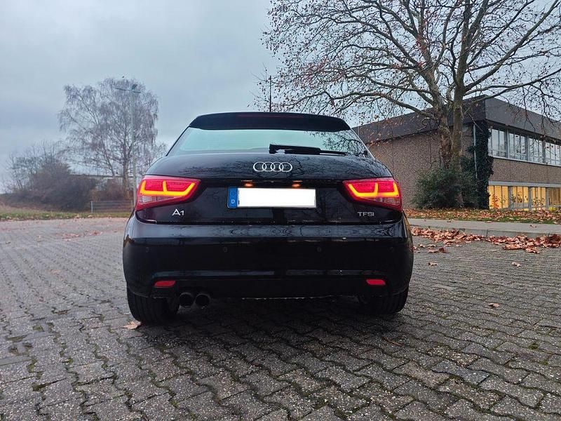 Gebraucht Audi A1 Ambition 122 PS (89 kW) 2010 Schwarz Kleinwagen