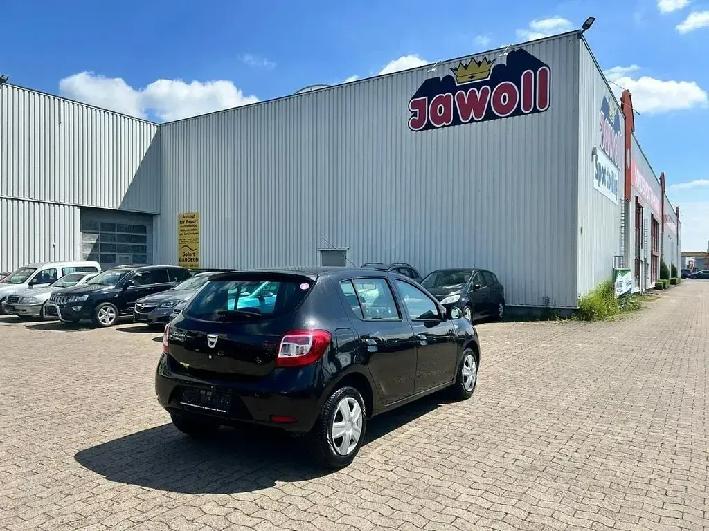 Gebraucht Dacia Sandero Lauréate 75 PS (55 kW) 2013 Schwarz Limousine