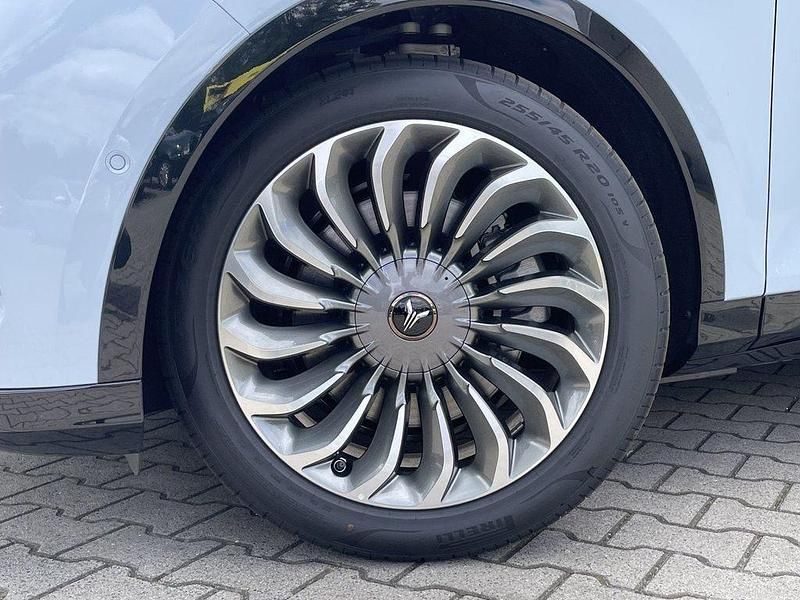 Neu Voyah Free 359 kW (489 PS) 2025 Blau SUV