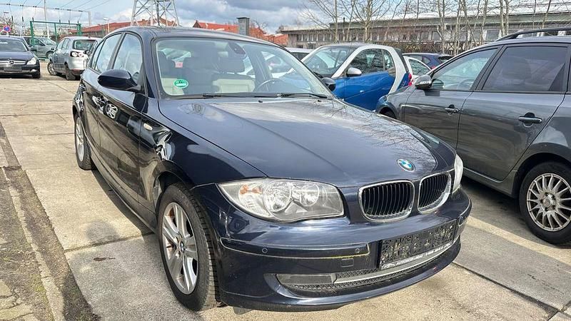 Gebraucht BMW 116 122 PS (89 kW) 2007 Blau Kleinwagen