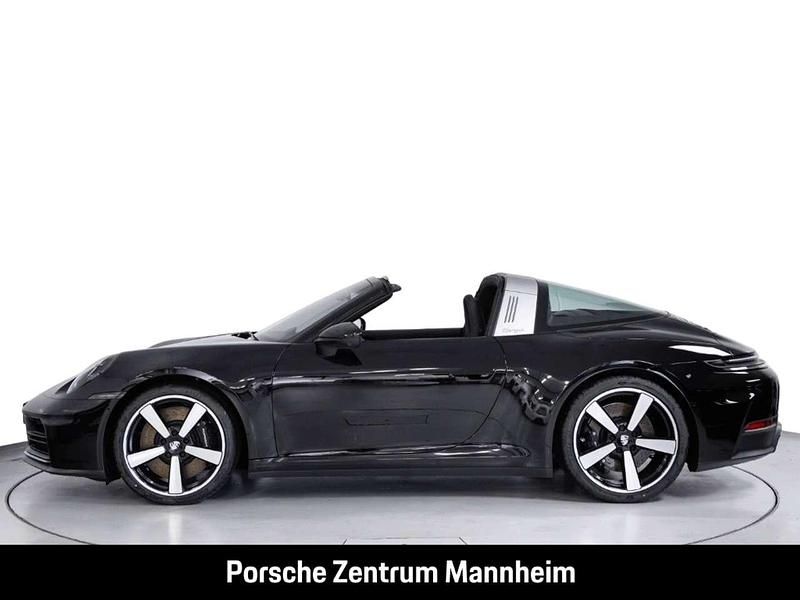 Neu Porsche 992 480 PS (353 kW) 2026 Schwarz Coupé