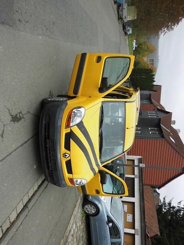 Gelb Gebraucht 2006 Renault Kangoo Van / Kleinbus | 2.450 € (Fairer Preis) - Bild 1/4