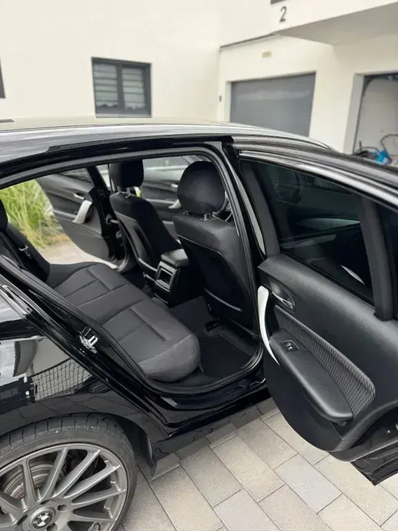 Gebraucht BMW 116 136 PS (100 kW) 2012 Schwarz Kleinwagen