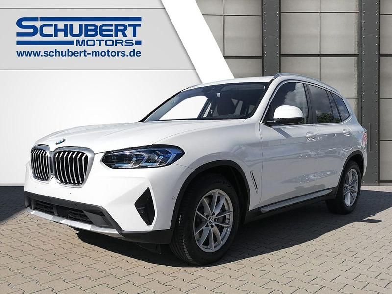 Alpinweiss uni Gebraucht 2022 BMW X3 Sport Line SUV | 42.990 € (Fairer Preis) - Bild 1/4