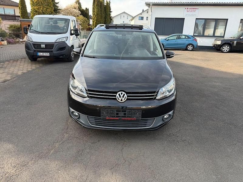 Gebraucht VW Touran Style 140 PS (102 kW) 2012 Schwarz Van / Kleinbus