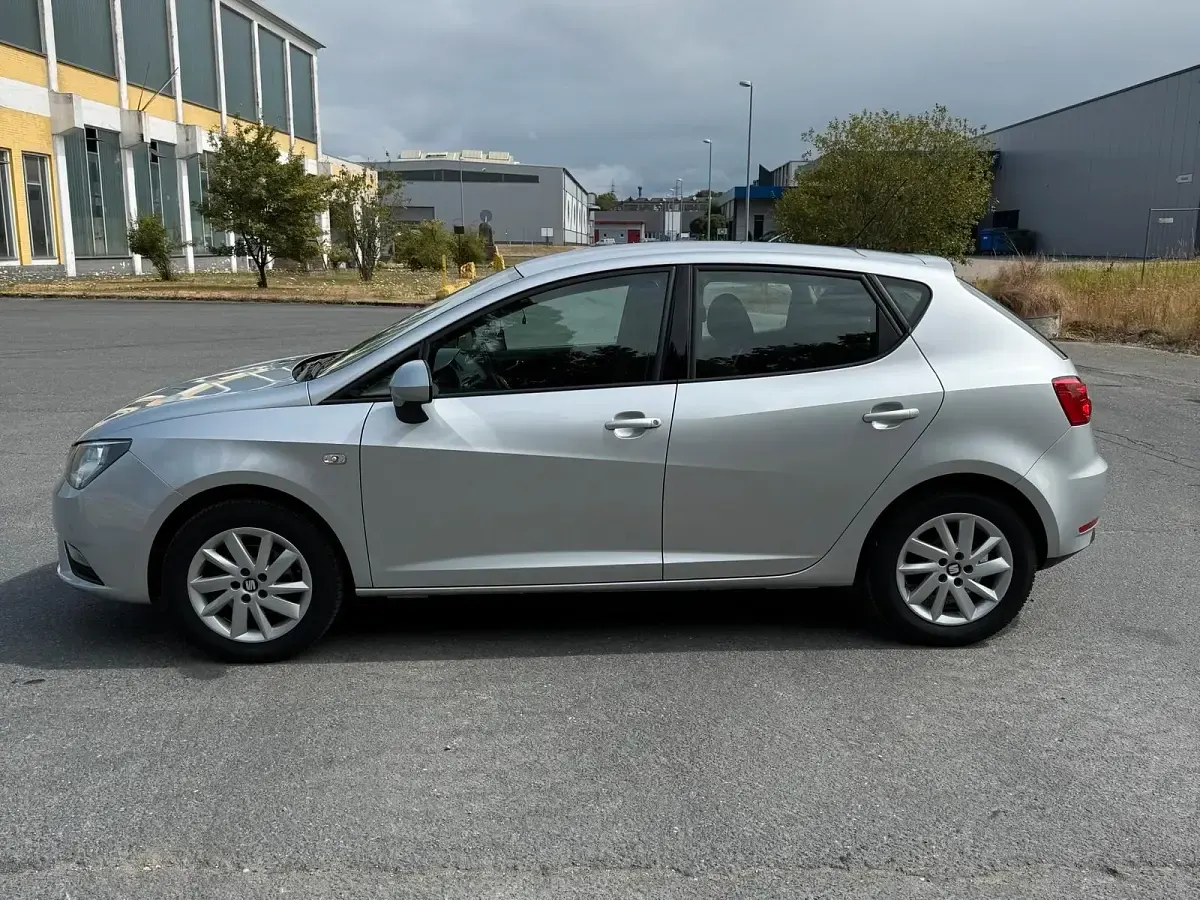 Gebraucht Seat Ibiza 86 PS (63 kW) 2015 Silber Kleinwagen