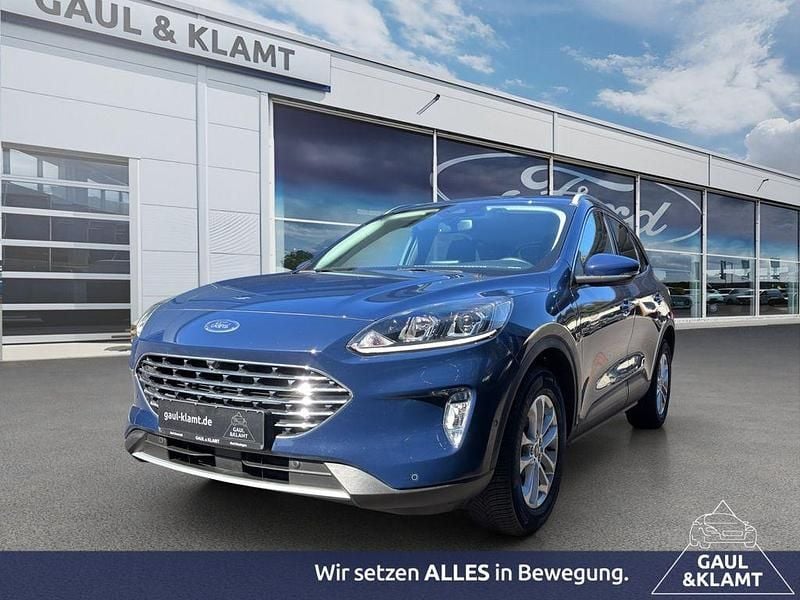 Blazerblau Gebraucht 2022 Ford Kuga Titanium SUV | 29.999 € (Etwas zu teuer) - Bild 1/4