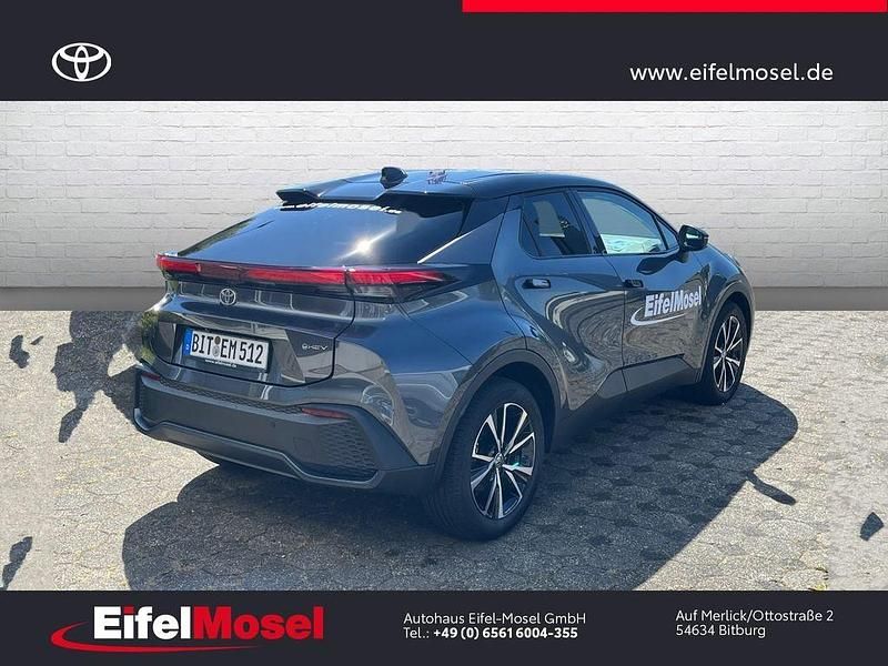 Gebraucht Toyota C-HR 197 PS (144 kW) 2025 Grau SUV
