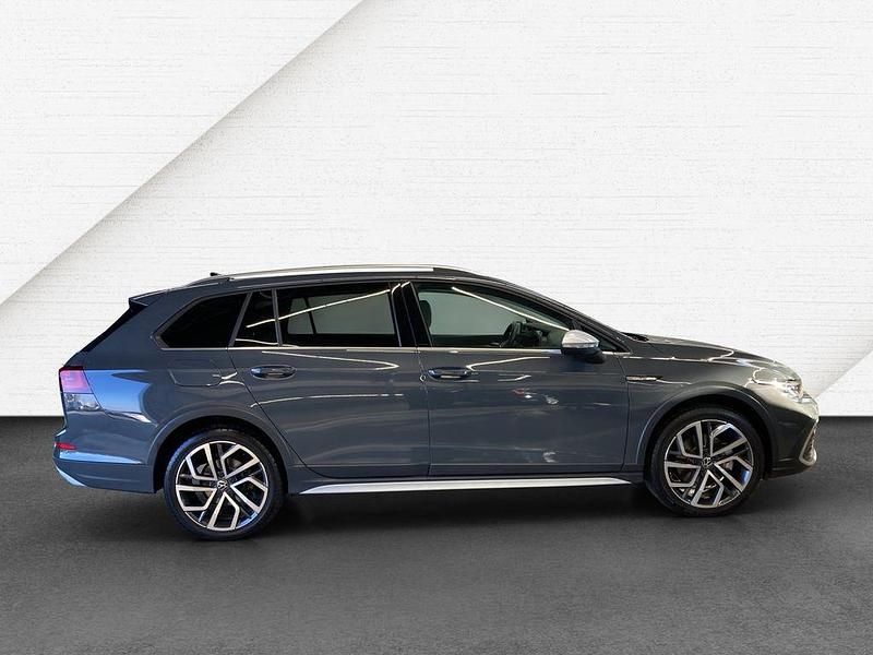 Gebraucht VW Golf Alltrack 200 PS (147 kW) 2023 Grau Kombi