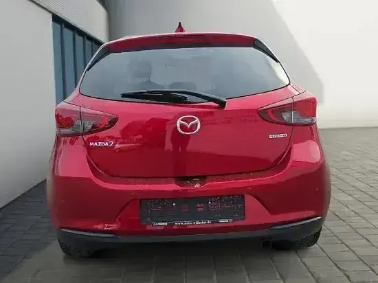 Gebraucht Mazda 2 90 PS (66 kW) 2022 Magmarot metallic (metallic) Kleinwagen