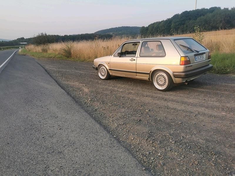 Gebraucht VW Golf II 70 PS (51 kW) 1987 Gold Kleinwagen