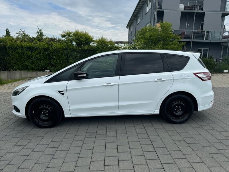 Gebraucht Ford S-MAX S 150 PS (110 kW) 2016 Weiß Van / Kleinbus