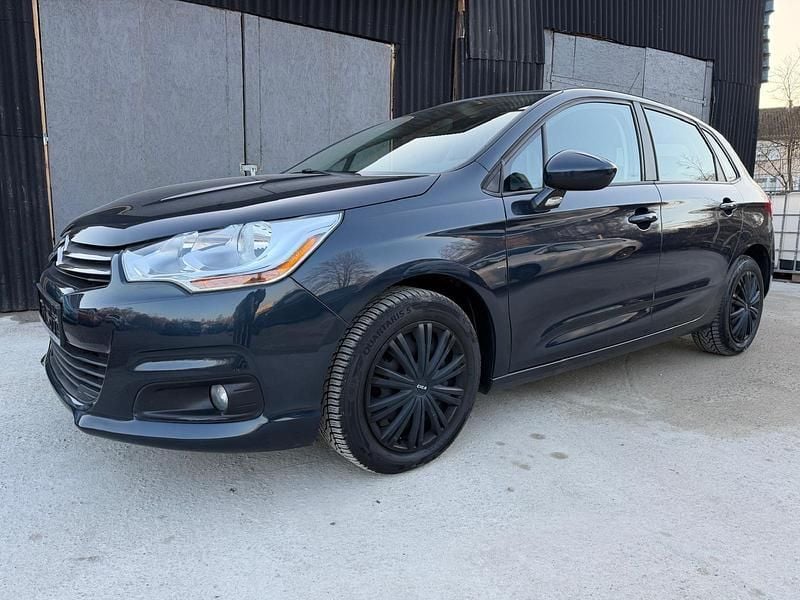 Gebraucht Citroën C4 95 PS (69 kW) 2013 Blau Kleinwagen