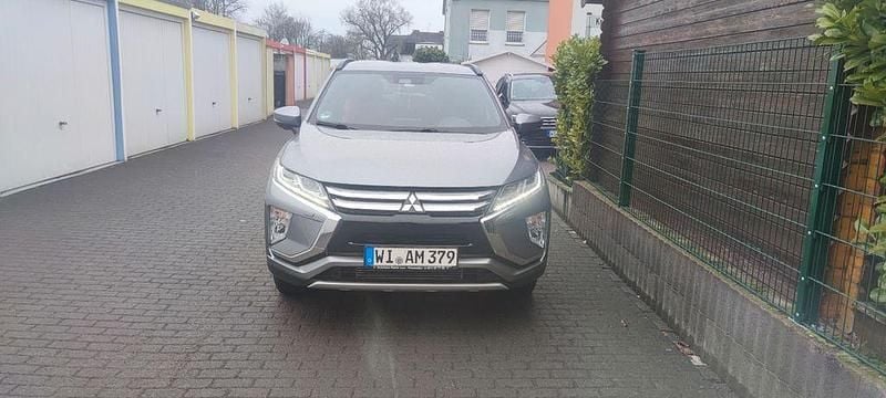 Gebraucht Mitsubishi Eclipse Cross 163 PS (119 kW) 2019 Grau SUV