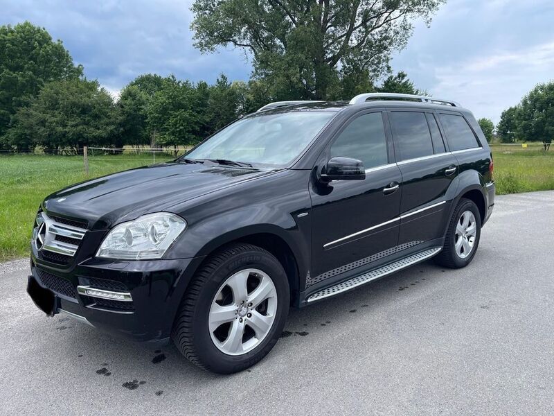 Schwarz Gebraucht 2011 Mercedes GL350 SUV | 24.000 € (Teuer) - Bild 1/4