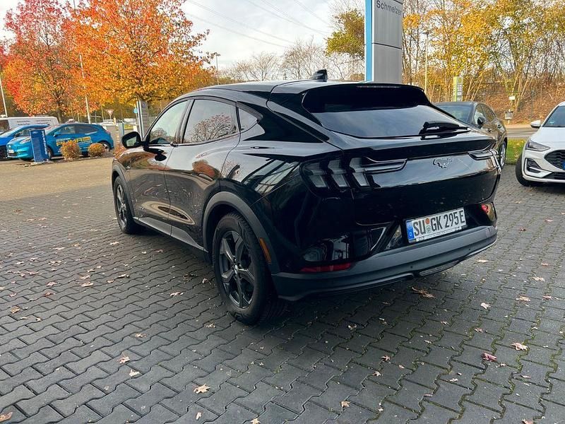 Gebraucht Ford Mustang Mach-E Basis 197 kW (269 PS) 2022 Schwarz SUV